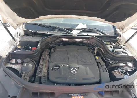 2015 Mercedes-Benz Glk 350 z USA, uszkodzony, nr VIN WDCGG5HB6FG421406